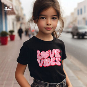 Love Vibes kids T-shirt- Black